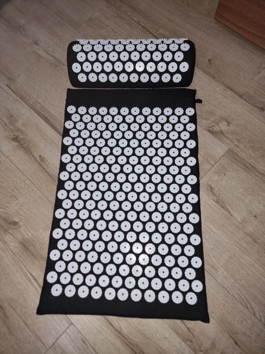 Saltea cu perna de masaj prin presopunctura, 68*42cm, noua