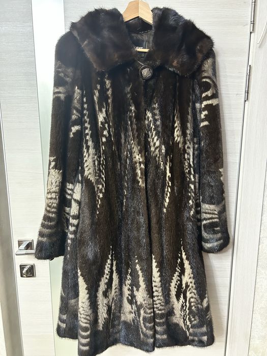 Продается норковая шуба 44-46