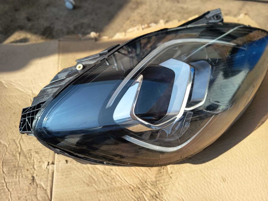 far dreapta led ford puma2