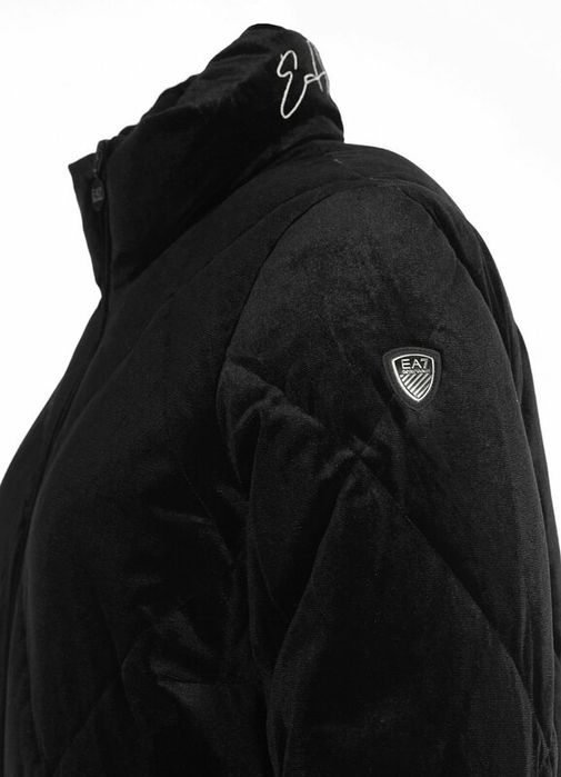 дамско зимно яке EA7 Emporio Armani