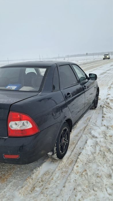 Продам приору 16 кл