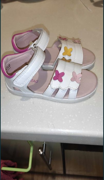 Босоножки для девочки