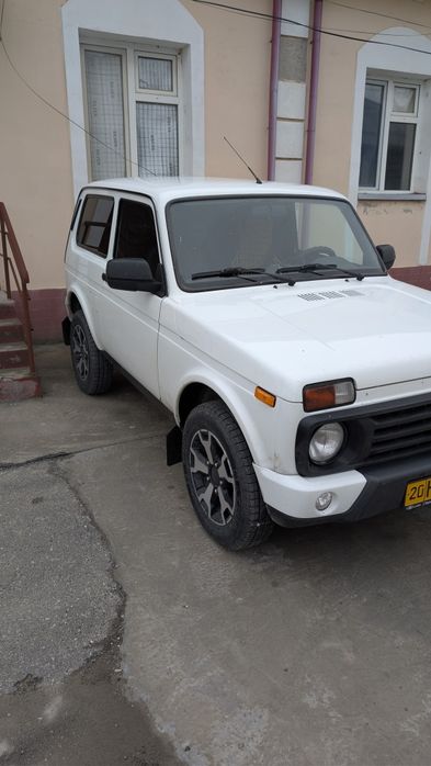продам LADA niva urban