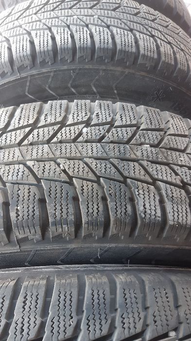 Продам шины с дисками. R15