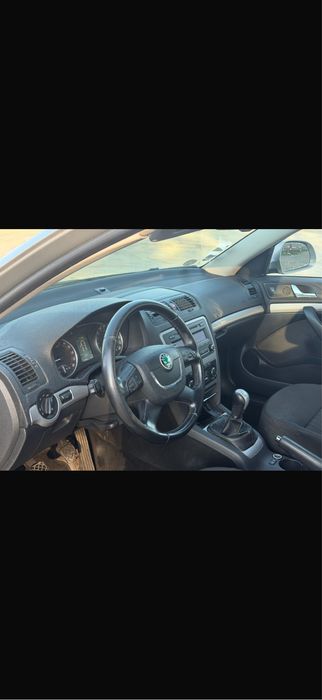 Skoda octavia - 2.0 tdi - Facelift - 2011