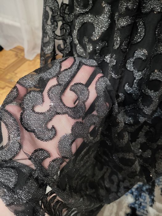 Продам новое платье