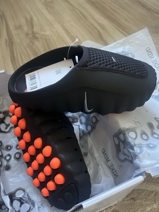 Продам сланцы Nike Mind