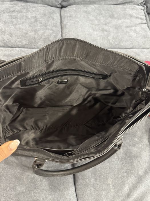 Продам сумку guess тоут