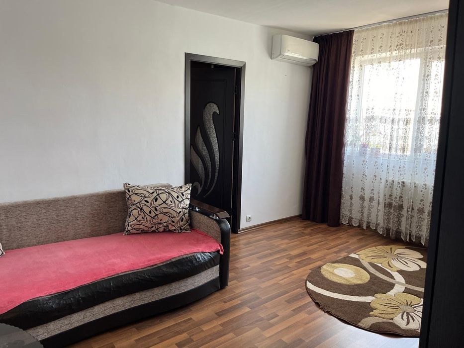 Apartament de închiriat în micro 6
