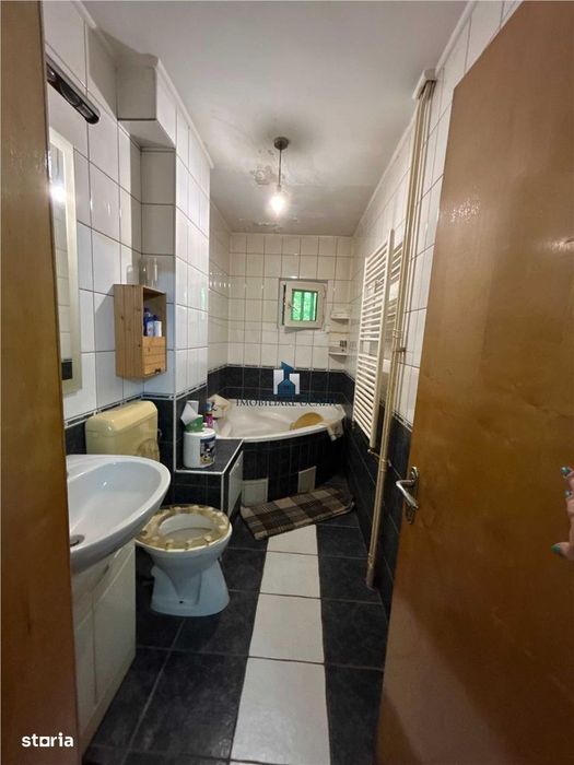 Apartament 2 camere Semidecomandat Secuilor