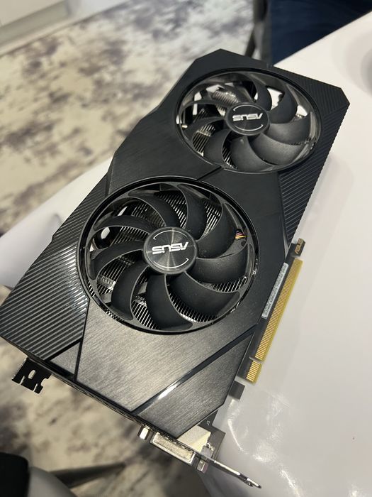 Видеокарта Asus 1660 SUPER