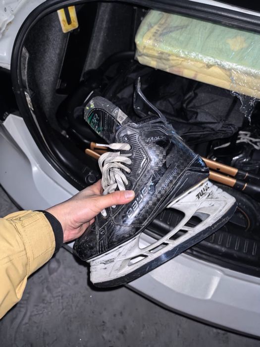 Продам Bauer Supreme  Mach Carbon