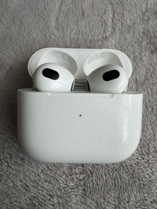 Airpods generatia a-3-a