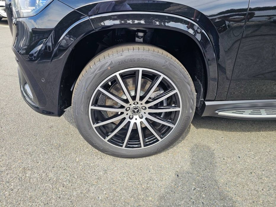 Mercedes-Benz GLS 450 год 2026