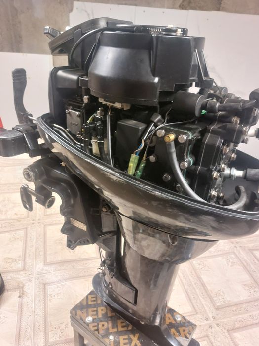 Продам лодочный мотор Гладиатор 9.9