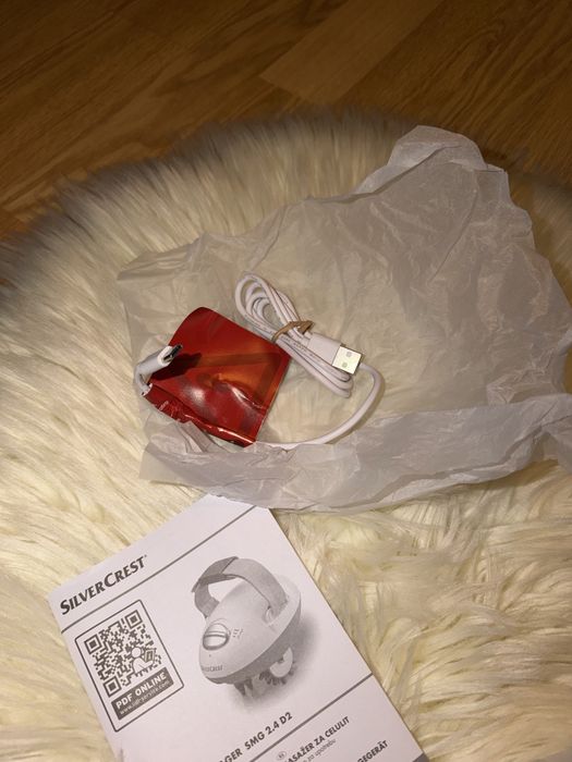 Aparat de masaj anticelulitic Silvercrest.