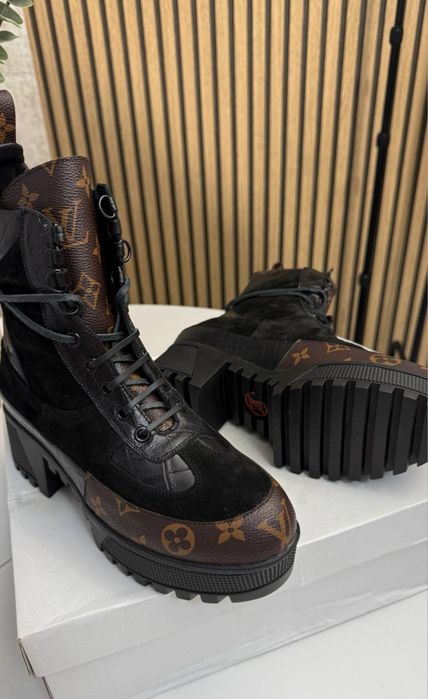 Stoc ghete dama Louis Vuitton