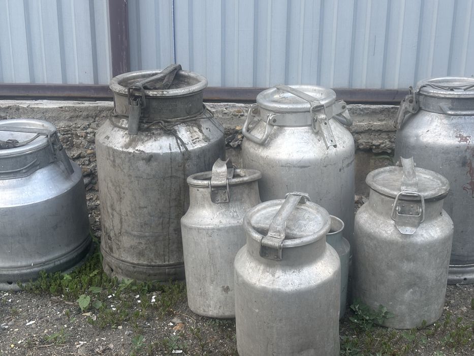 Продам фляги, большие кастрюли