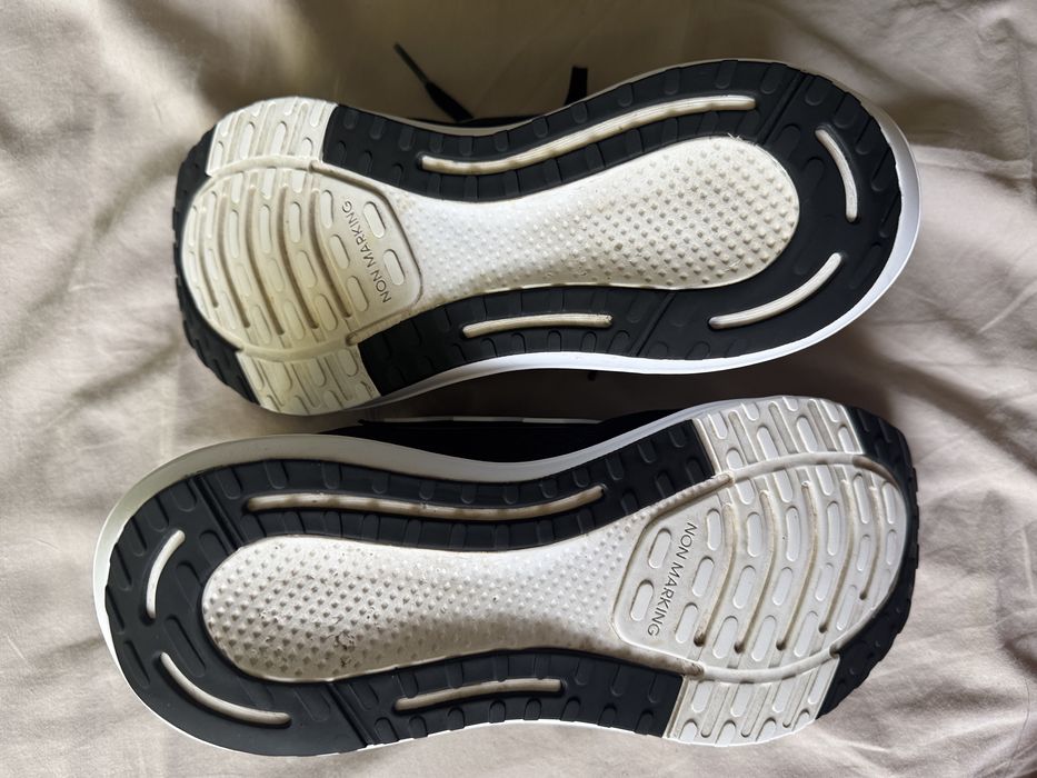 Дамски маратонки за бягане Adidas Eq21 Run 2.0 J GY4354 Черни