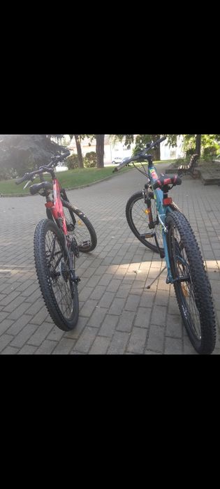 Vand doua biciclete DHS in stare f buna, aproape  noi,.
