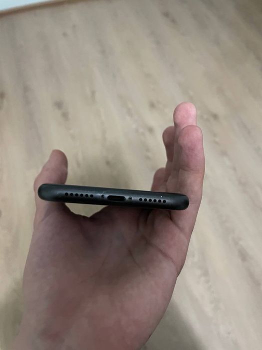 продам айфон 11 в идеале