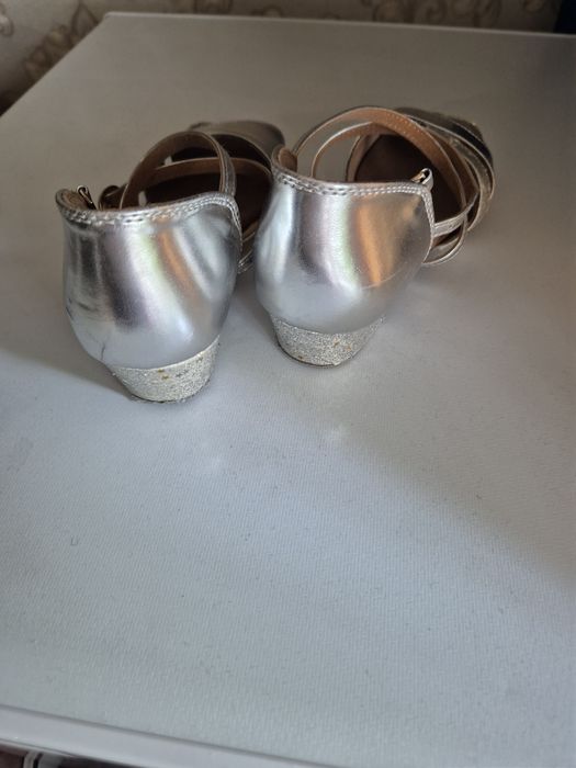 Бальные туфли для танцев