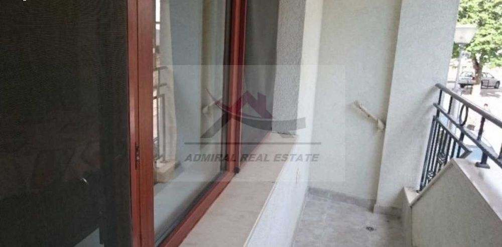 Дава се под наем Двустаен апартамент в Варна, Център - 50 кв.м за 448.8 € - Снимка #3