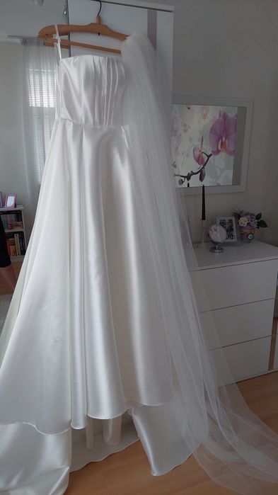 Булчинска рокля + було