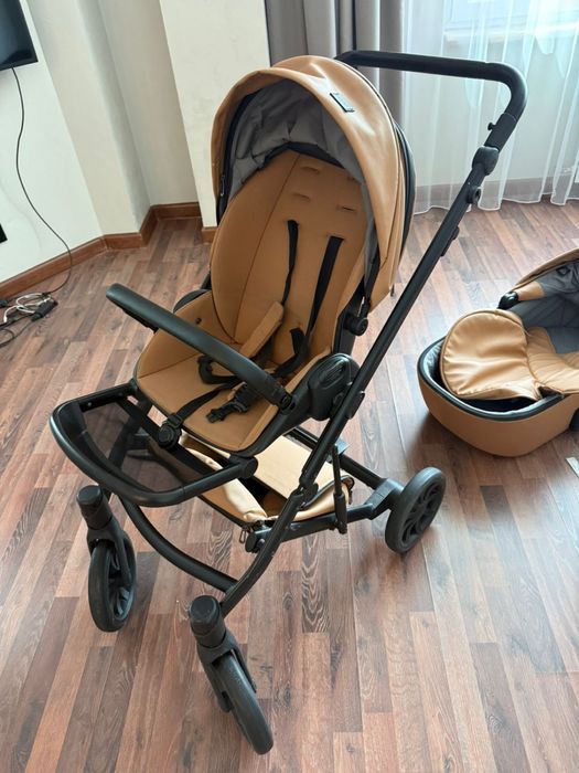 Продам коляску анекс е-type прогулочная