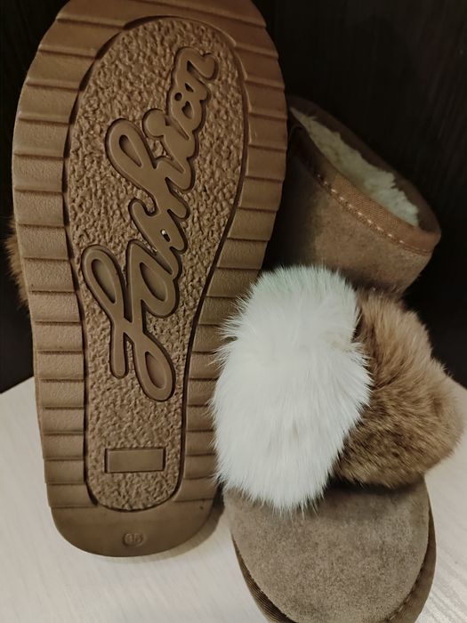 Продам угги детские