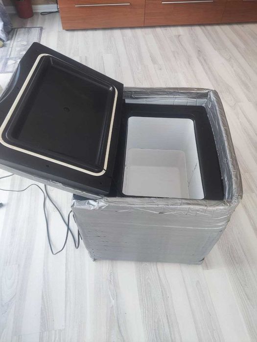 Компресорен хладилник Waeco CoolFun CK-40D Hybrid, 38 литра