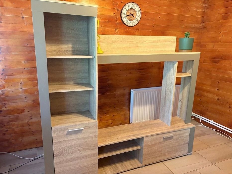 Se vinde bibliotecă