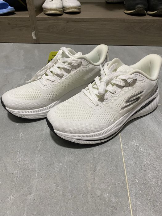 Кросовки Skechers белые