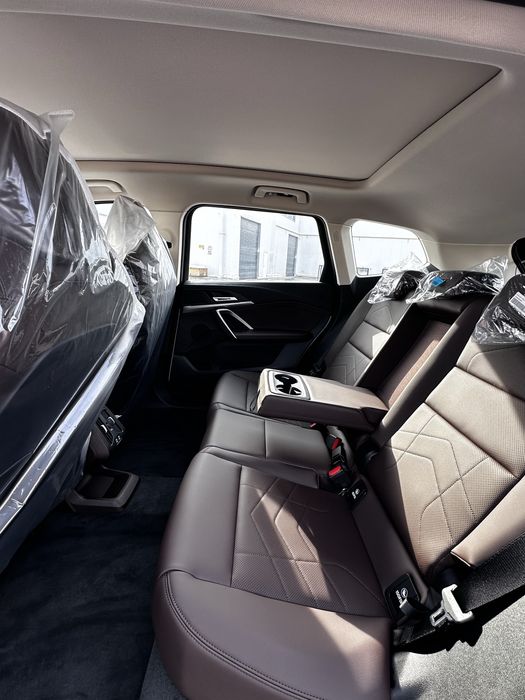 Bmw ix1 25L 2025 notarius