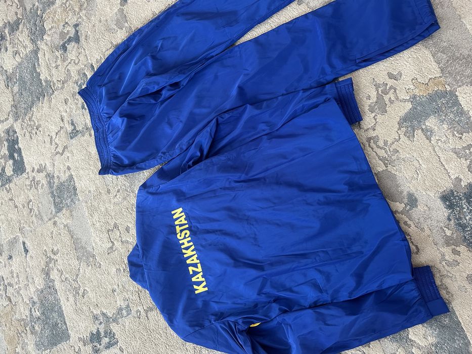 Казахстан спортивка М размер