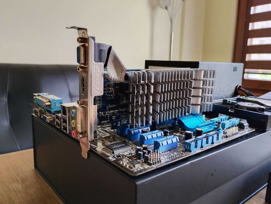 Дънна платка + Процесор + Памет + Видео карта ASUS GTX 560 Ti GTX 780