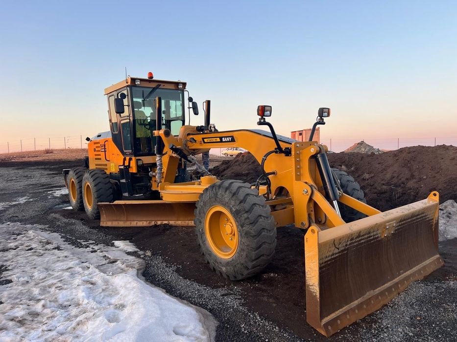 Продам грейдер Sany STG210 C8
