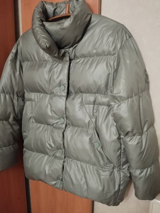 Продам куртку пуховик