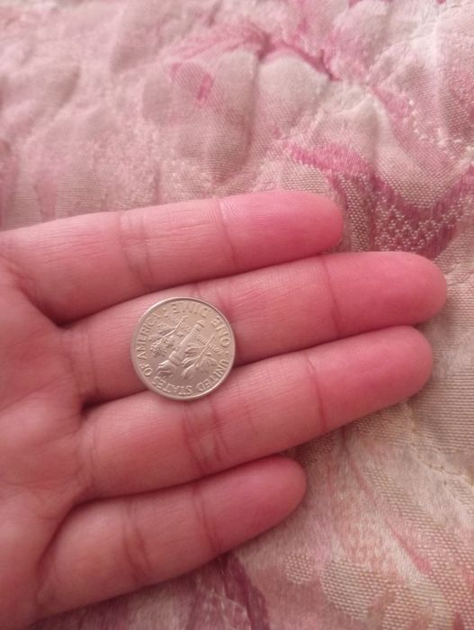 Монета one dime liberty