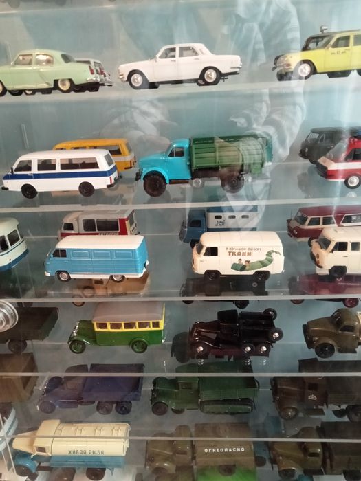 Авто-модели 1:43