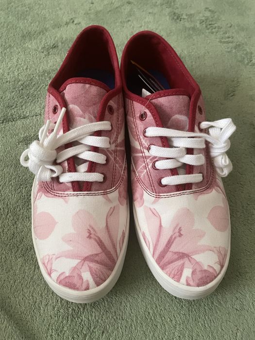 Нови кецове Reebok 40,5-41