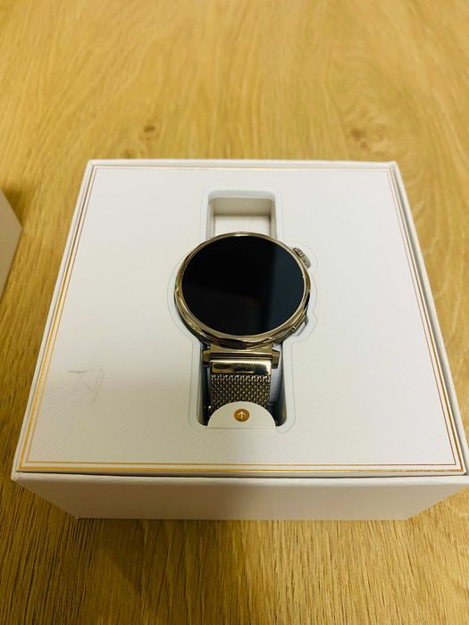 КАТО НОВ !!! Huawei Watch GT 5 Gold JNA-B19M Gold Milanese Strap, 41mm, GPS, ГАРАНЦИЯ