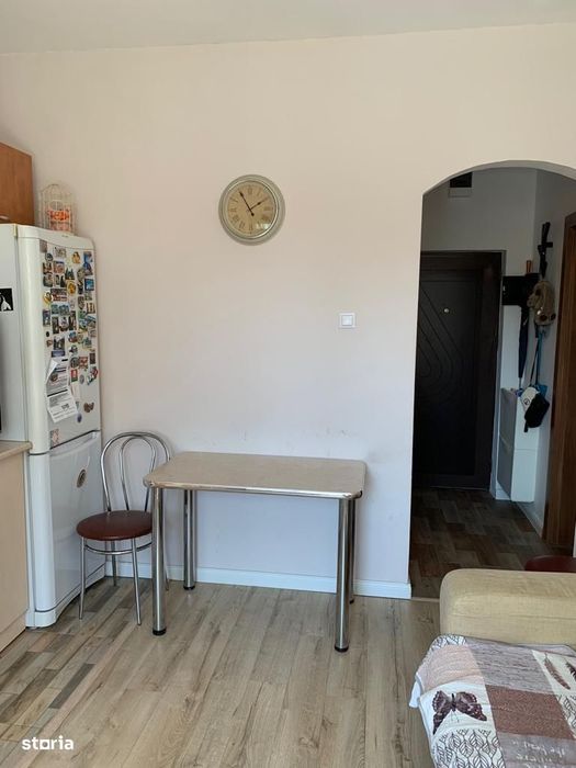 Apartament cu 1 camera etaj 1 din 3, boxa si parcare, Gruia — fotografia 3