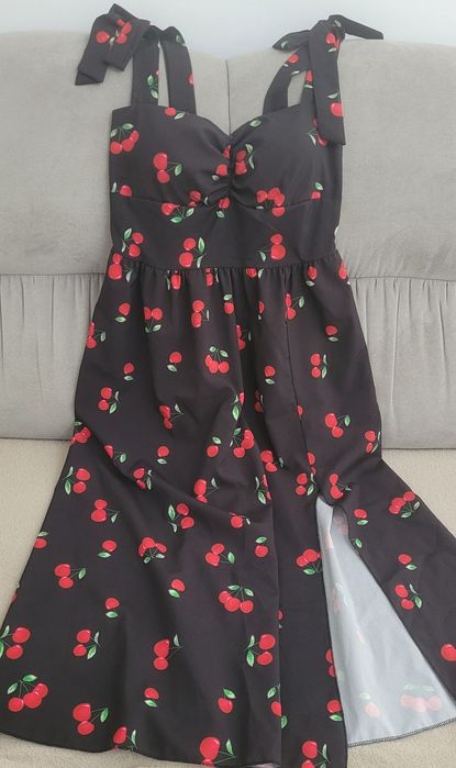 Rochie midi cu crapatura