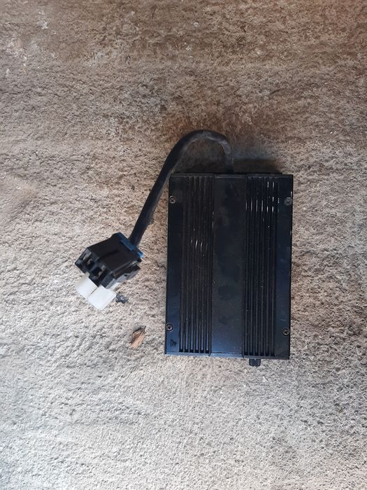 Vand Invertor ..  Se poate folosi si la panouri  solare