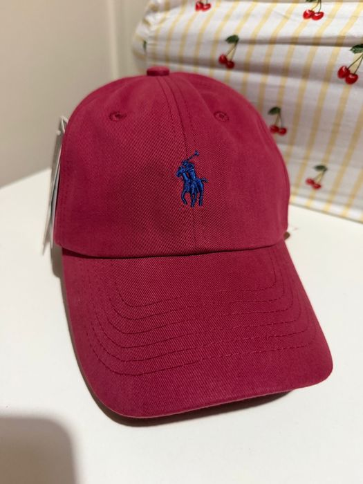 Șapca polo roșie !noua!