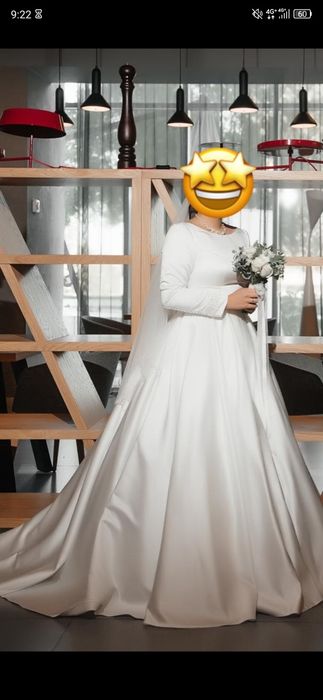 Свадебное платье, атласное