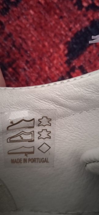 Кроссовки 44 размера, кожаные