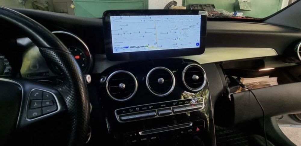 Navigatie android Mercedes C Class W205 Carplay Waze YouTube