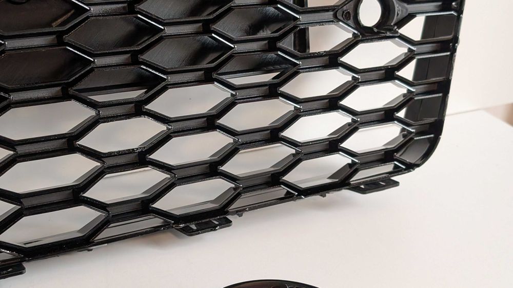 Решетка Ауди А8 Д4 Фейслифт RS Черен гланц Audi A8 D4 facelift Нова